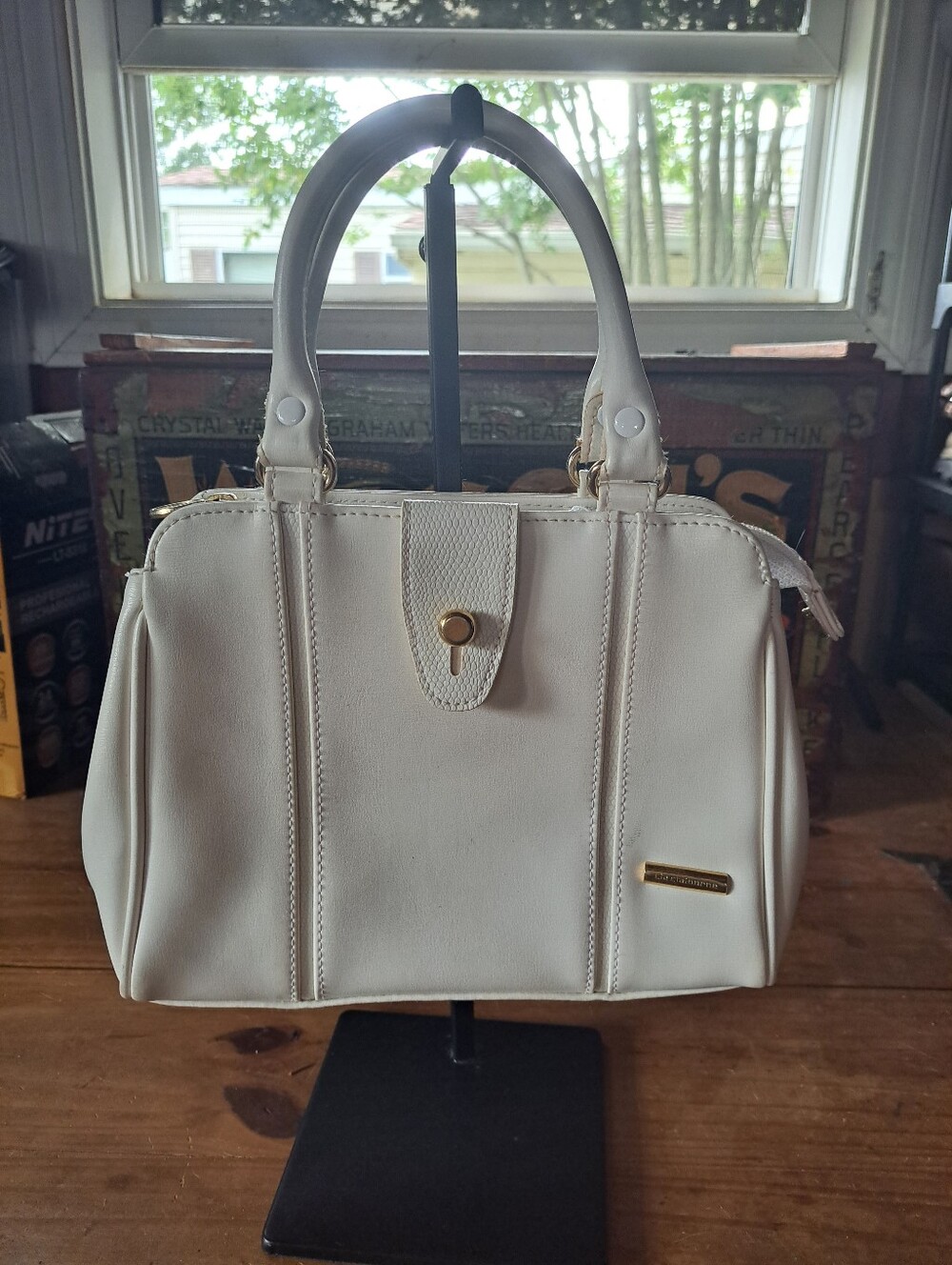 Liz Claiborne Structured Top Handle Handbag White Gold Tone Hardware Grandmacore